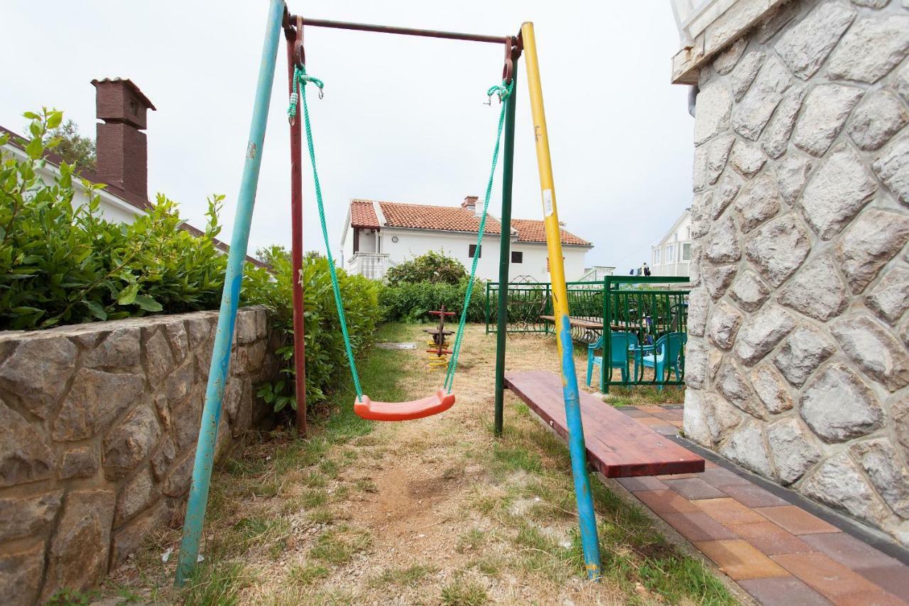 Apartman Kondic Omišalj Exteriör bild
