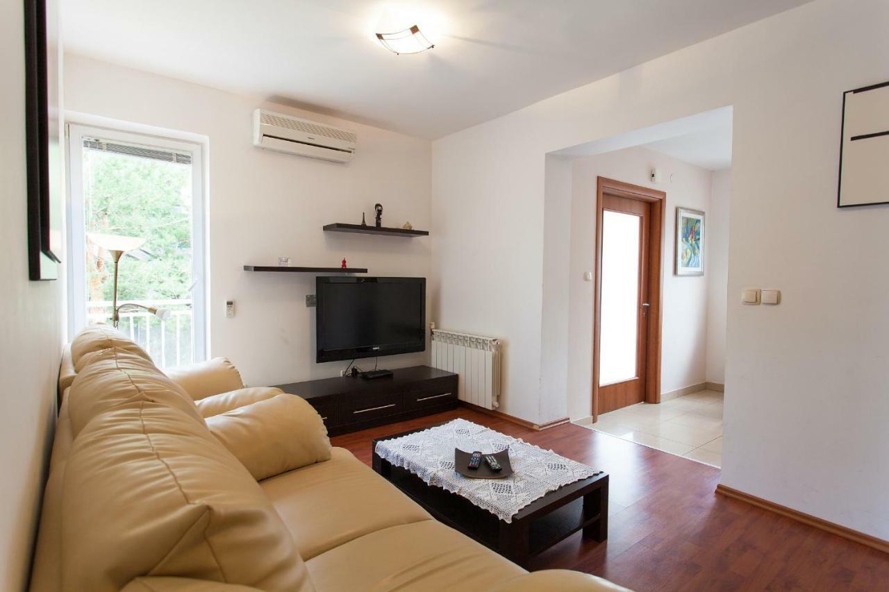 Apartman Kondic Omišalj Exteriör bild