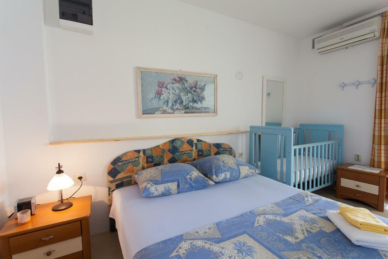 Apartman Kondic Omišalj Exteriör bild