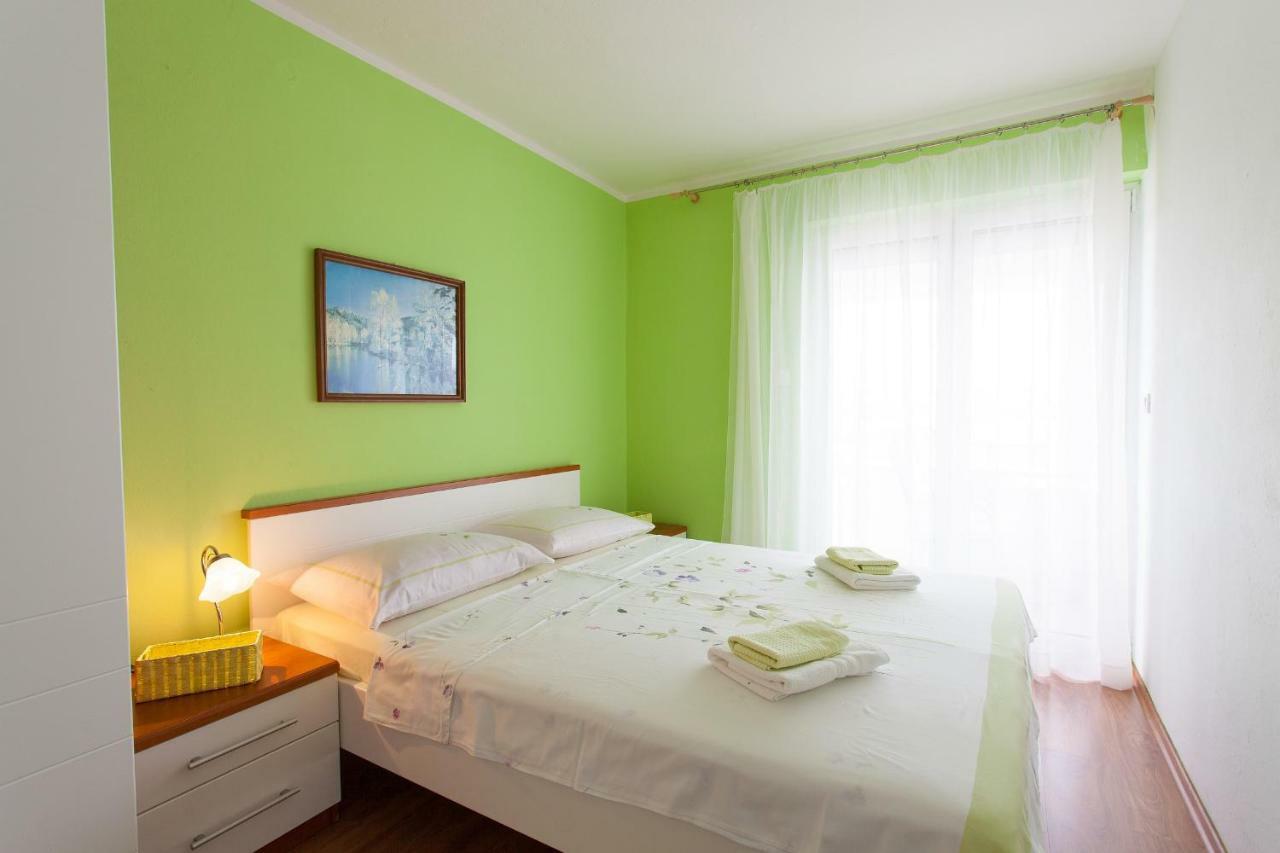 Apartman Kondic Omišalj Exteriör bild