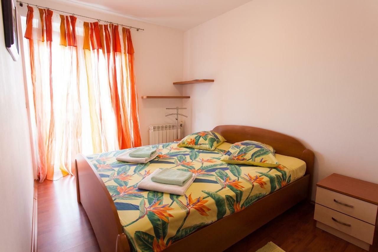 Apartman Kondic Omišalj Exteriör bild