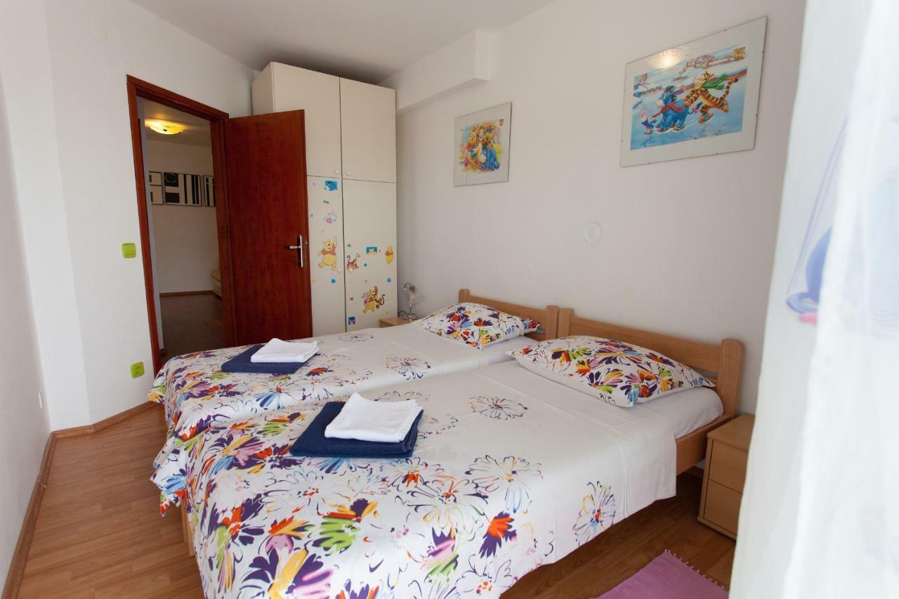Apartman Kondic Omišalj Exteriör bild